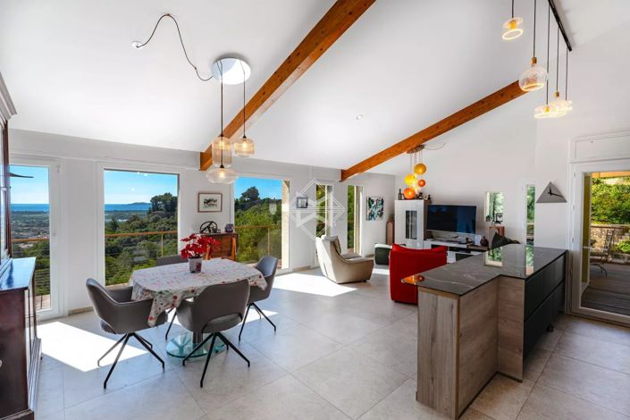 Image No.5-3 Bed House for sale