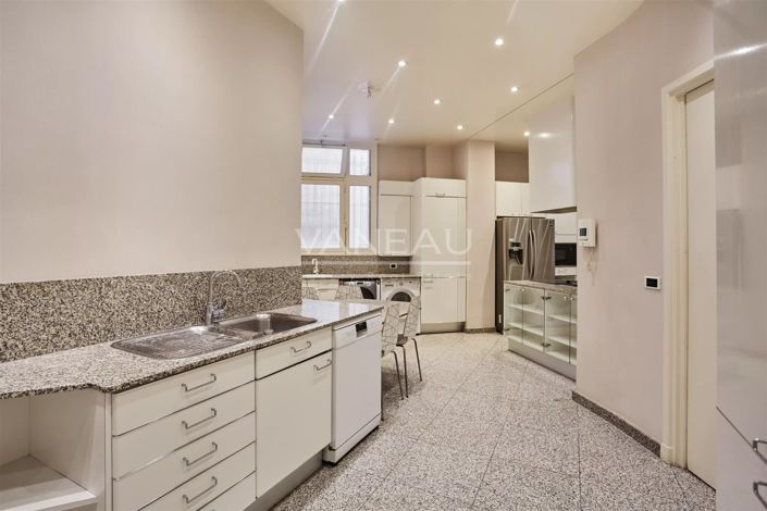 Image No.11-4 Bed Apartment for sale