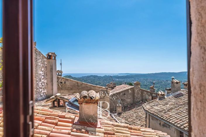 Image No.10-5 Bed House for sale