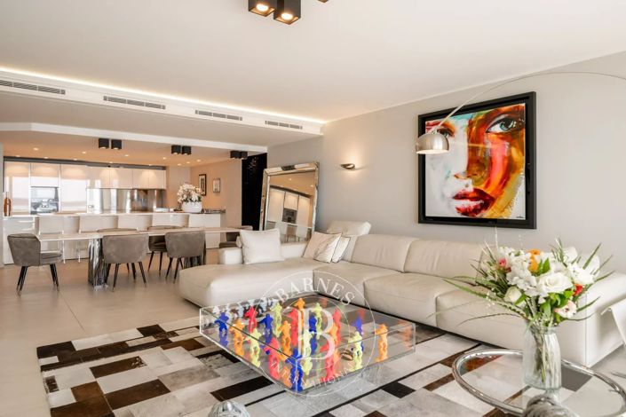 Image No.6-3 Bed Apartment for sale