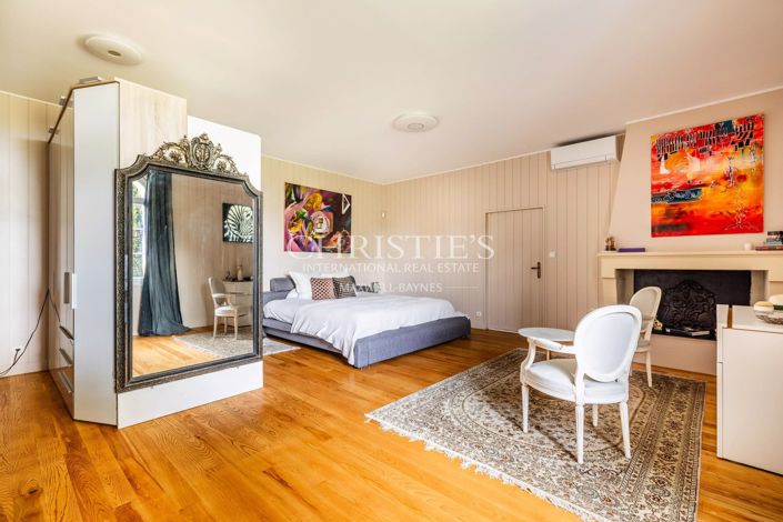 Image No.11-7 Bed House for sale