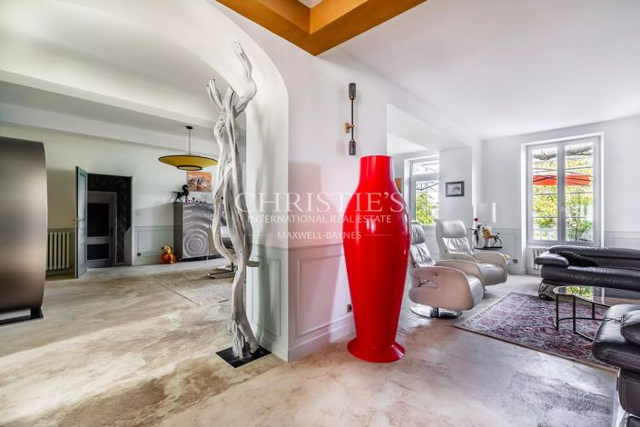 Image No.9-7 Bed House for sale