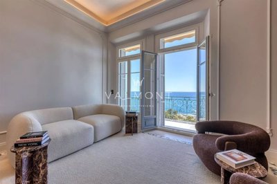 ajmrb828nx2bd79n9
