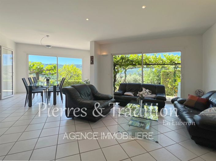 Image No.6-5 Bed House for sale