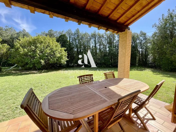 Image No.17-4 Bed House for sale