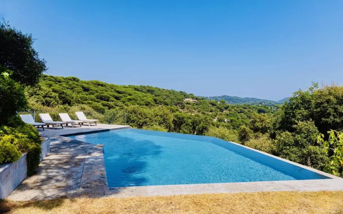 Image No.8-4 Bed House for sale