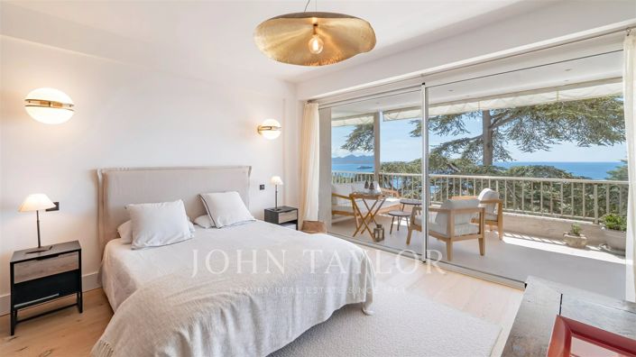 Image No.10-3 Bed Apartment for sale