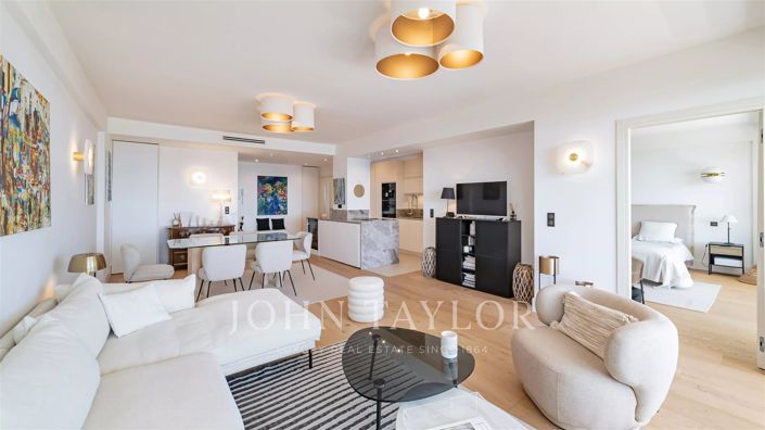 Image No.8-3 Bed Apartment for sale
