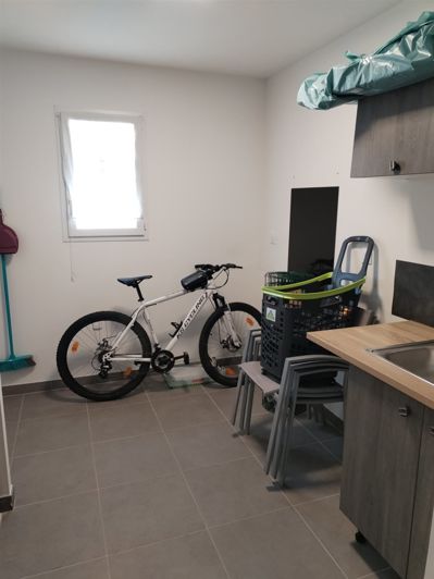 Image No.12-3 Bed House for sale