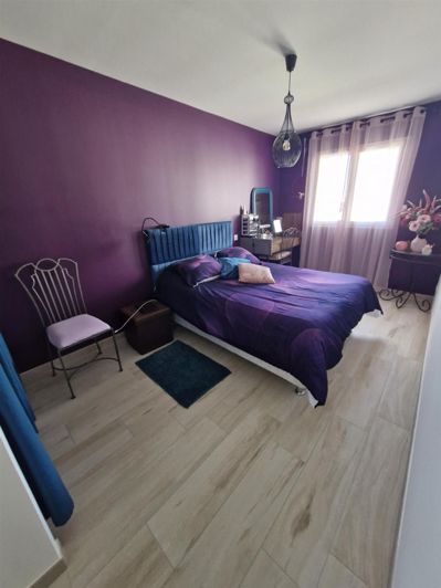 Image No.6-3 Bed House for sale