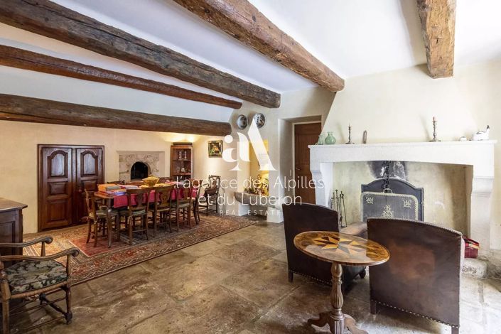 Image No.10-7 Bed House for sale
