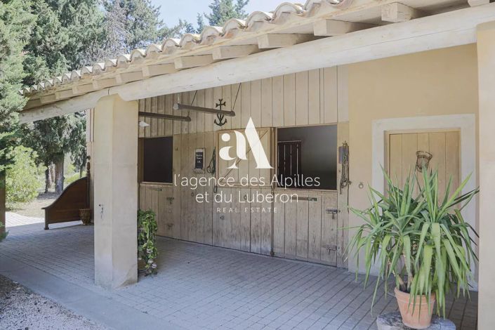 Image No.18-7 Bed House for sale