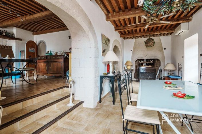 Image No.6-4 Bed House for sale