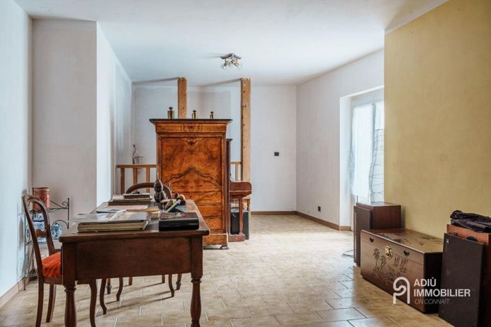 Image No.9-4 Bed House for sale
