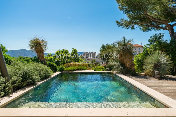 Image No.4-5 Bed Property for sale