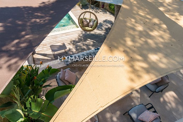 Image No.46-5 Bed Property for sale