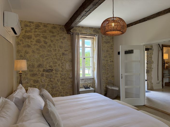 Image No.17-4 Bed House for sale
