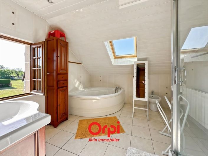 Image No.16-3 Bed House for sale