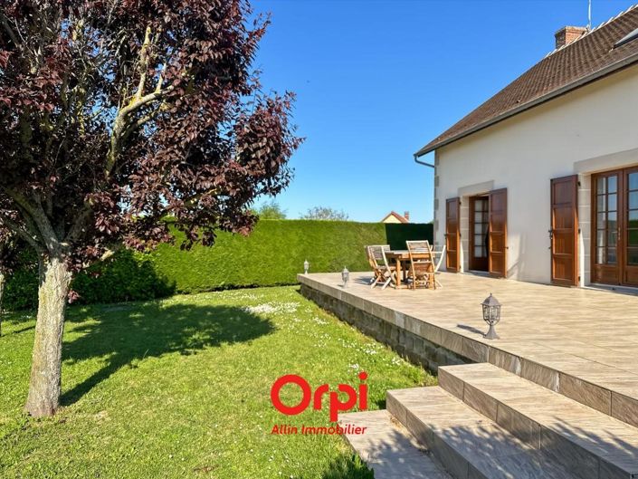Image No.2-3 Bed House for sale