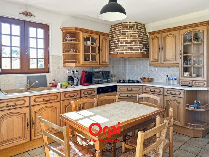 Image No.5-3 Bed House for sale