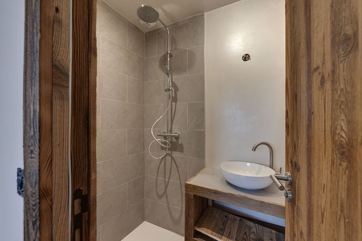 Image No.11-3 Bed Apartment for sale