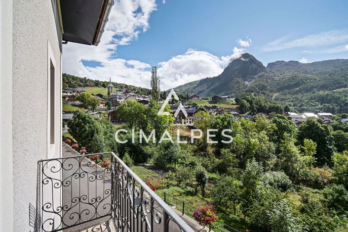 Image No.8-5 Bed Apartment for sale