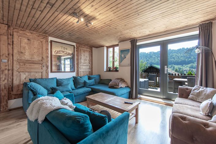 Image No.2-9 Bed House for sale