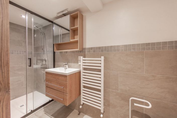 Image No.8-9 Bed House for sale