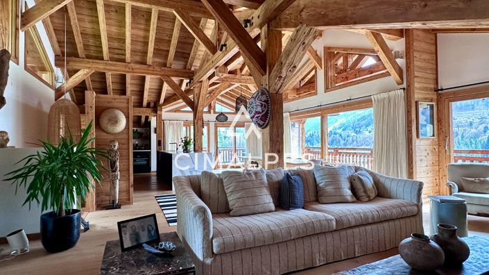 Image No.3-Propriété de 7 chambres à vendre à Haute-Savoie