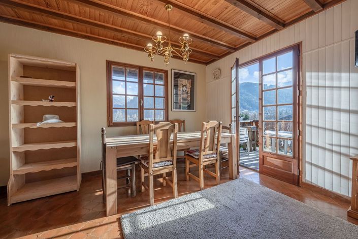 Image No.2-3 Bed House for sale