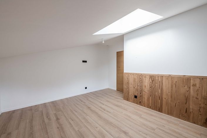 Image No.12-3 Bed Apartment for sale