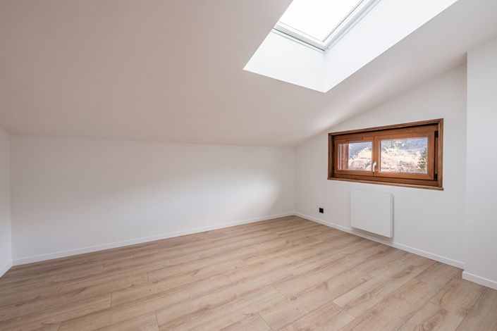 Image No.13-3 Bed Apartment for sale