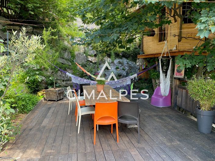 Image No.3-5 Bed House for sale