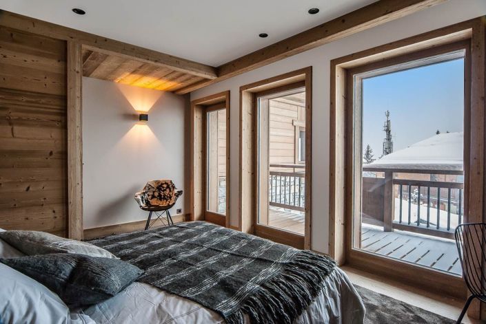 Image No.6-5 Bed House for sale