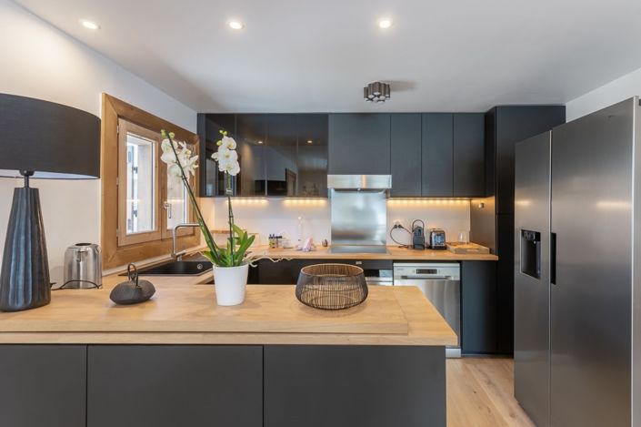 Image No.5-4 Bed House for sale