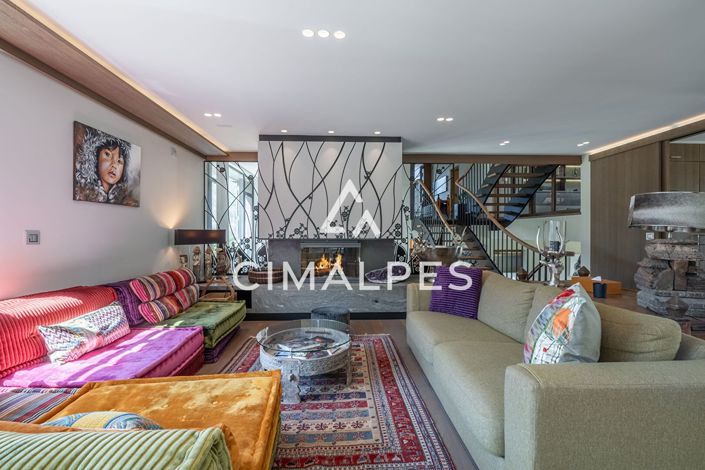 Image No.2-5 Bed House for sale