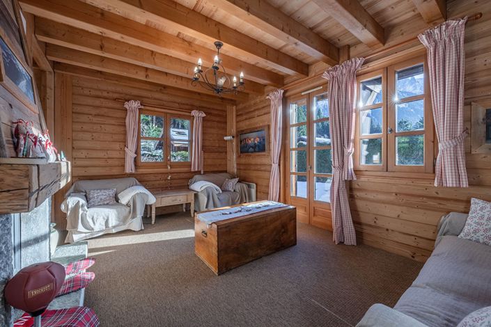 Image No.5-6 Bed House for sale