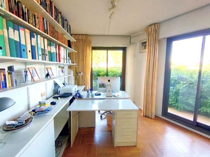 Image No.7-3 Bed Apartment for sale