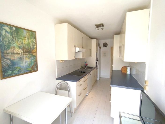 Image No.9-3 Bed Apartment for sale