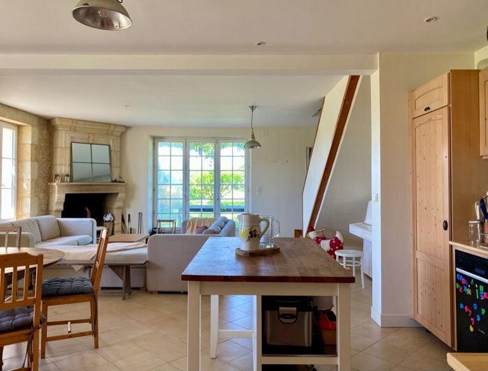 Image No.6-14 Bed House for sale