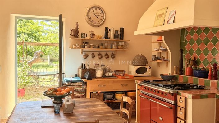 Image No.9-7 Bed House for sale