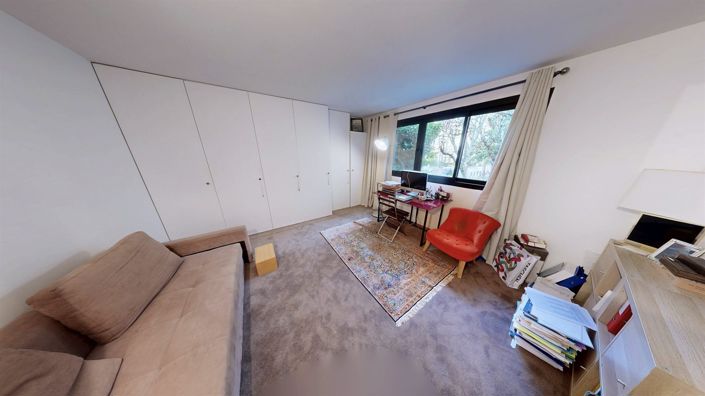 Image No.25-Propriété de 4 chambres à vendre à Saint-Cloud