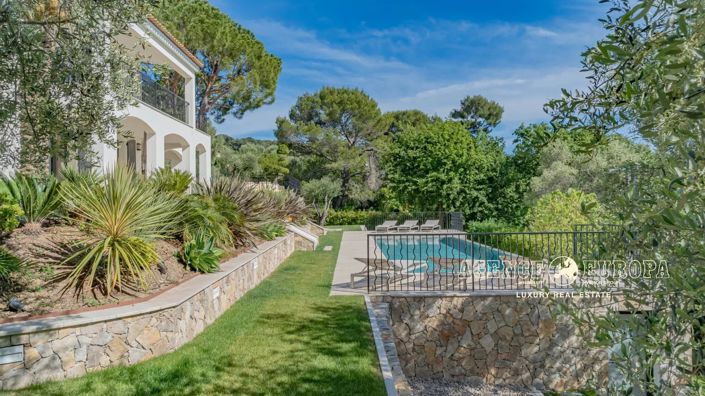 Image No.4-5 Bed House for sale