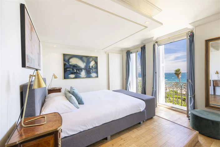 Image No.10-5 Bed Apartment for sale