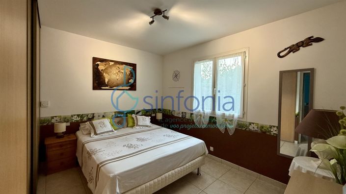 Image No.15-4 Bed House for sale