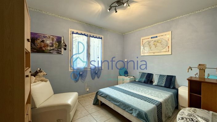 Image No.16-4 Bed House for sale