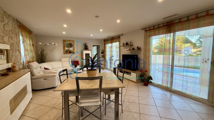 Image No.5-4 Bed House for sale