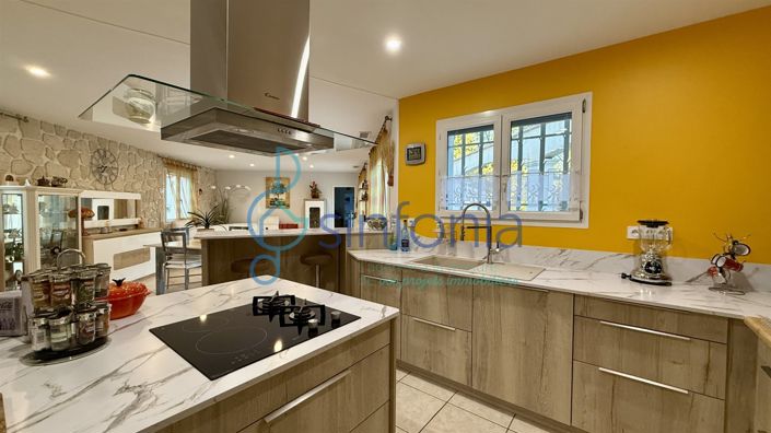 Image No.7-4 Bed House for sale