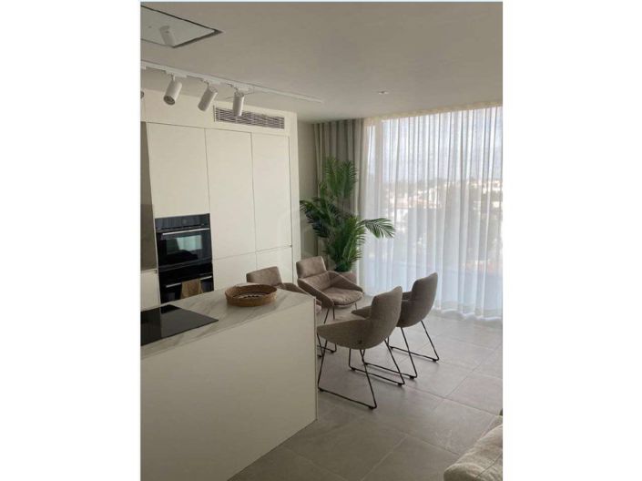 Image No.8-3 Bed Apartment for sale