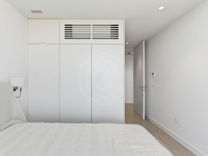Image No.17-3 Bed Apartment for sale